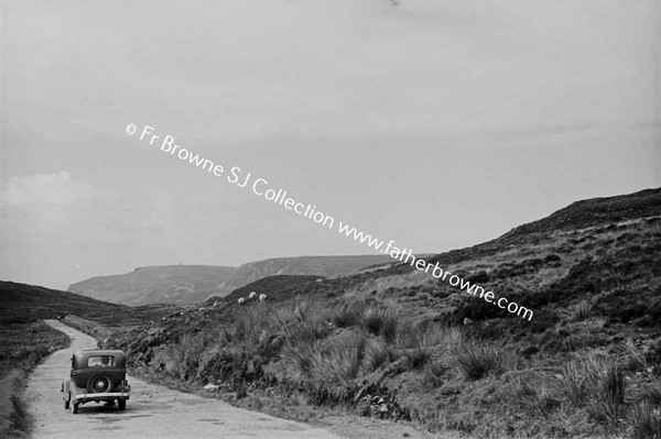 GLEN HEAD FROM CARRICK GLENCOLUMBKILLE ROAD